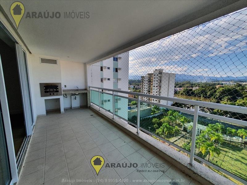 Apartamento para Alugar no Comercial em Resende