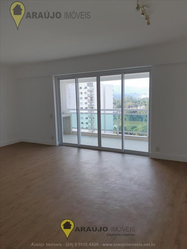 Apartamento para Alugar no Comercial em Resende