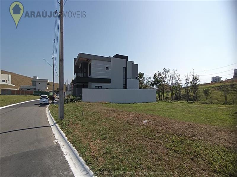 Terreno a Venda no Parque Ipiranga em Resende