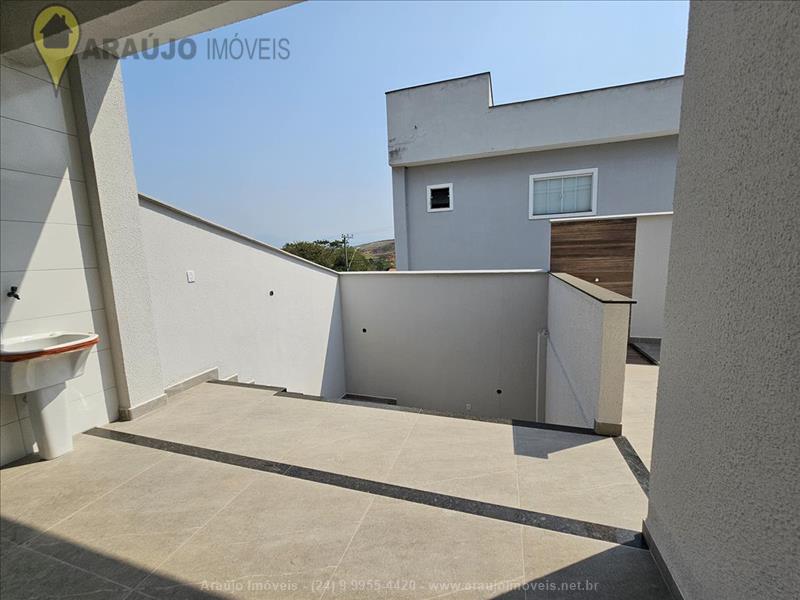 Casa a Venda no Paraíso em Resende