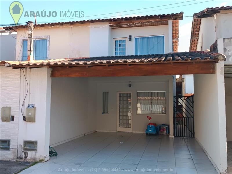 Casa a Venda no Mirante de Serra em Resende