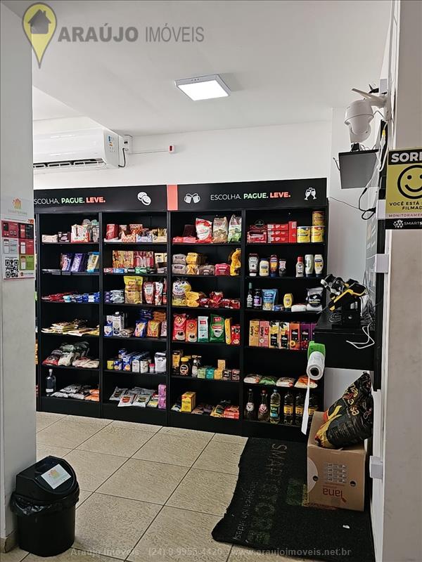 Apartamento a Venda no Comercial em Resende