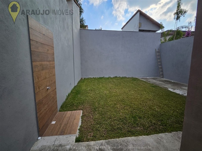 Casa a Venda no Vila Verde em Resende