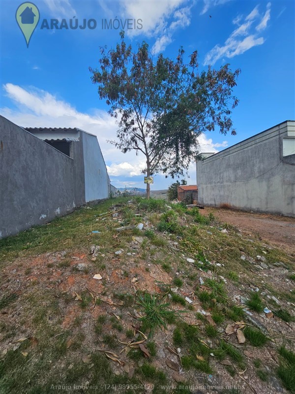 Terreno a Venda no Monet em Resende