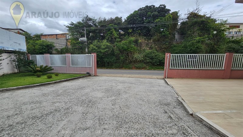 Loja para Alugar no Jardim Brasília em Resende