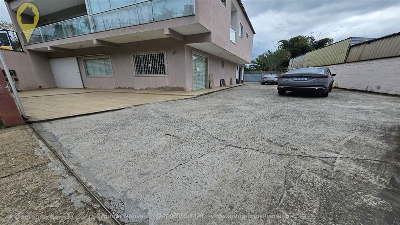 Loja para Alugar no Jardim Brasília em Resende