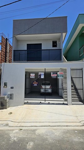 Casa à Venda