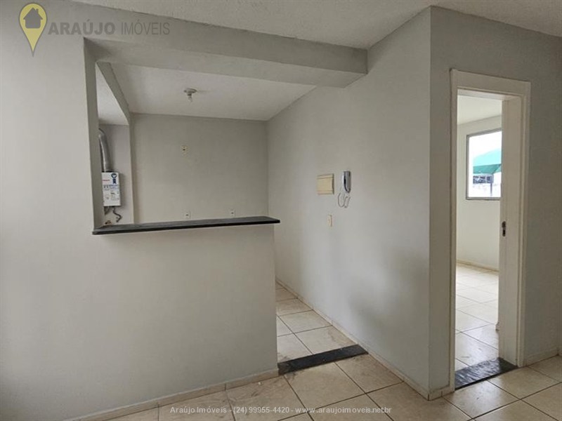 Apartamento para Venda ou Alugar no Alegria em Resende