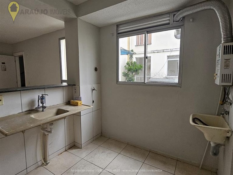 Apartamento para Venda ou Alugar no Alegria em Resende