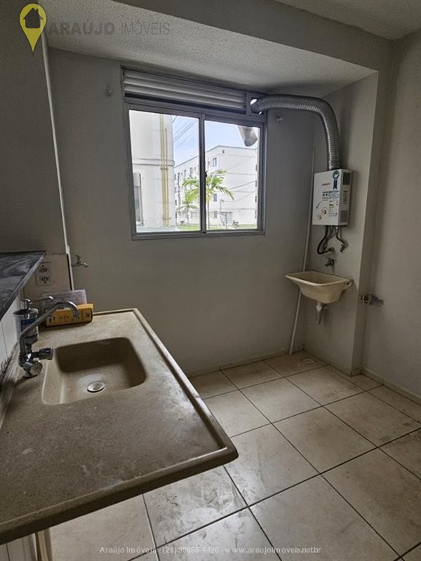 Apartamento para Venda ou Alugar no Alegria em Resende