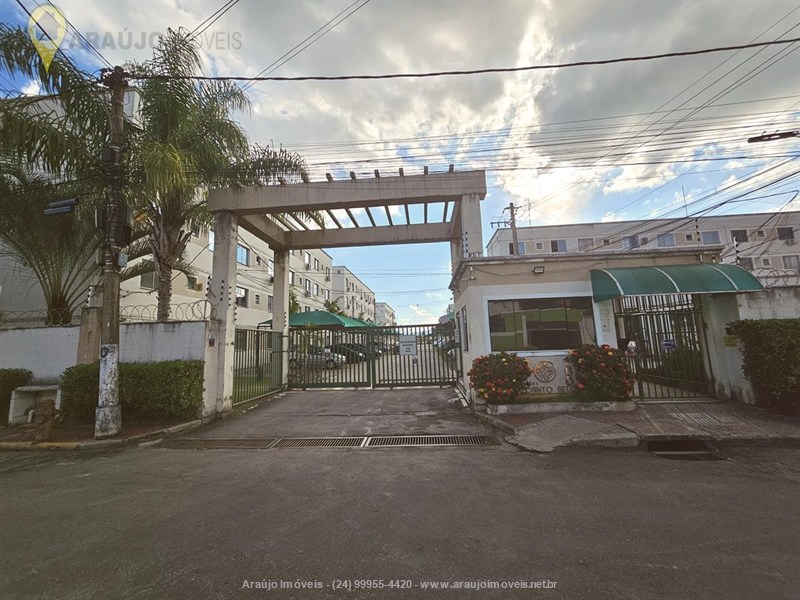 Apartamento para Venda ou Alugar no Alegria em Resende