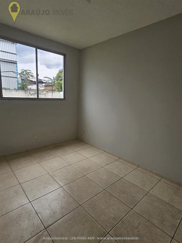 Apartamento para Venda ou Alugar no Alegria em Resende