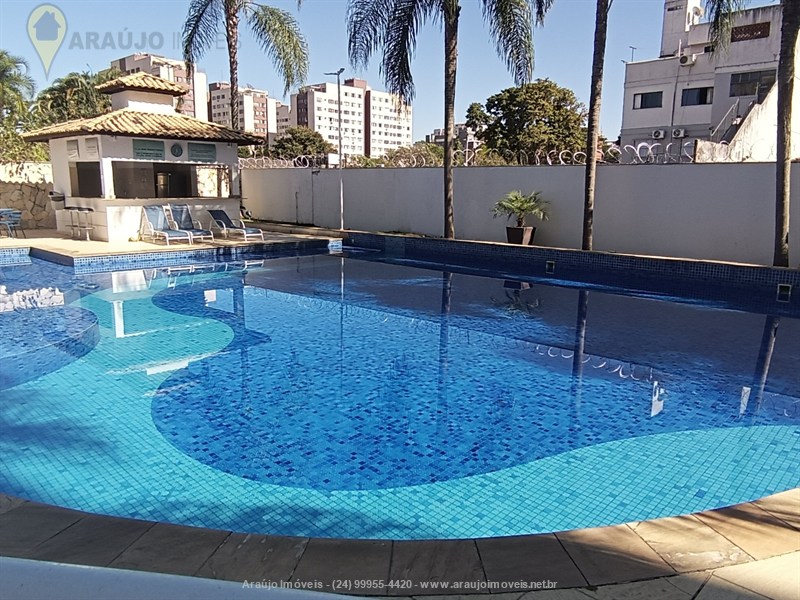 Apartamento para Alugar no Comercial em Resende