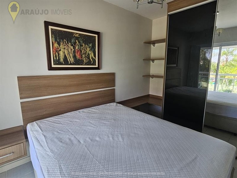 Apartamento para Alugar no Comercial em Resende
